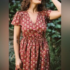NWT Christy Dawn Dress, size S, Antique Lotus Red